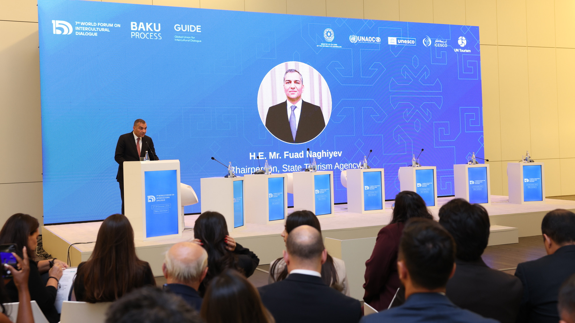 >7-ci Ümumdünya Mədəniyyətlərarası Dialoq Forumu çərçivəsində turizmə həsr olunan panel sessiya keçirilib