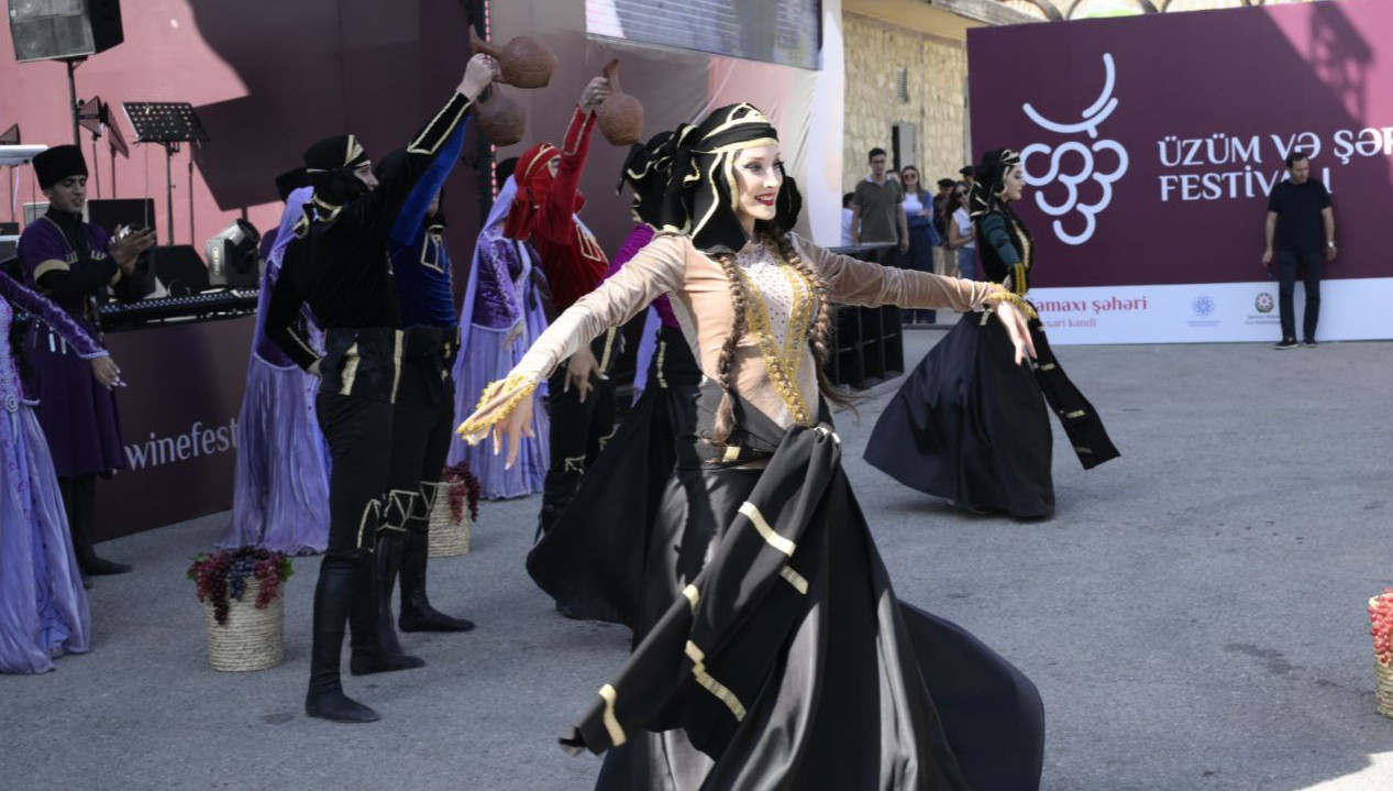 >Şamaxıda Üçüncü Üzüm və Şərab Festivalı davam edir